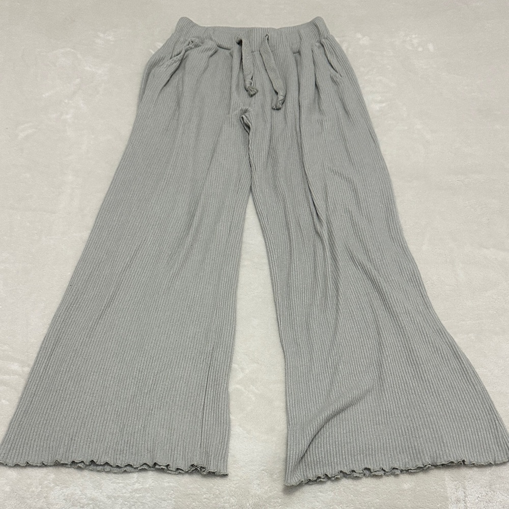 Ocean Drive Light Gray Ribbed Knitwear